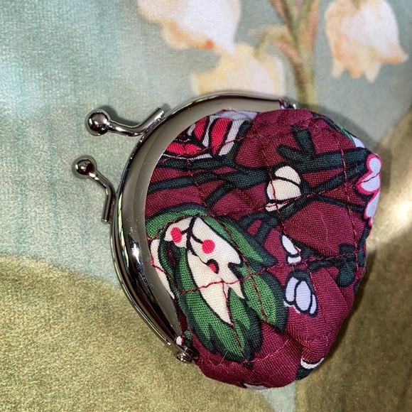 VERA BRADLEY KISS LOCK COIN PURSE NWOT - Picture 3 of 3